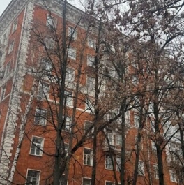 Продажа 2-комн квартиры на вторичном рынке ул Строителей,  д. 6,  к. 7