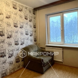 Продажа 3-комн квартиры на вторичном рынке улица Карпинского,  д. 31 к1