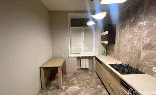 Продажа 2-комн квартиры на вторичном рынке ул Металлургов,  д. 3