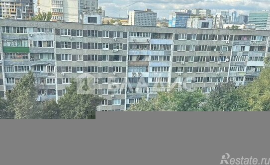 Продажа 1-комн квартиры на вторичном рынке Походный проезд,  д. 15 к1