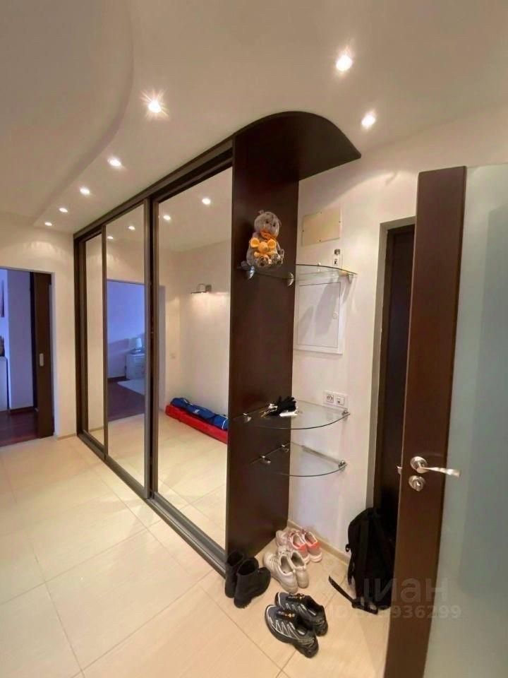 Аренда 2-комн квартиры на вторичном рынке Люберцы, Октябрьский проспект, 18к1