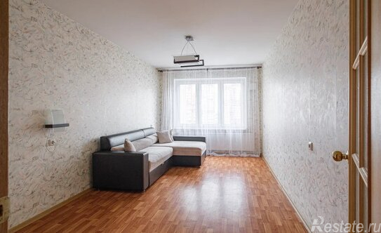 Продажа 2-комн квартиры на вторичном рынке Космонавтов пр-кт,  д. 65 к10