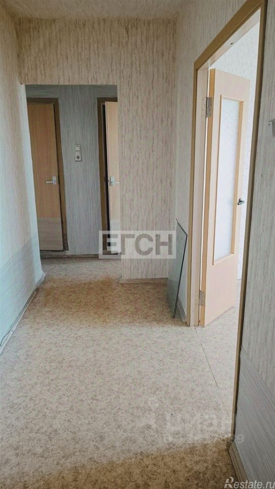 Продажа 2-комн квартиры на вторичном рынке улица Новинки,  д. 25