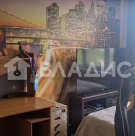 Продажа 4-комн квартиры на вторичном рынке Софийская улица,  д. 51