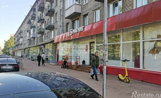 Продажа 3-комн квартиры на вторичном рынке Тореза пр-кт,  д. 82