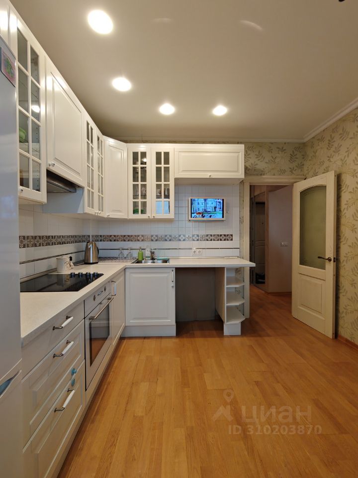 Продажа 1-комн квартиры на вторичном рынке проспект Ветеранов, 75к3