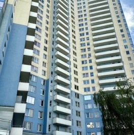 Продажа 2-комн квартиры на вторичном рынке Мебельная улица,  д. 21 к2