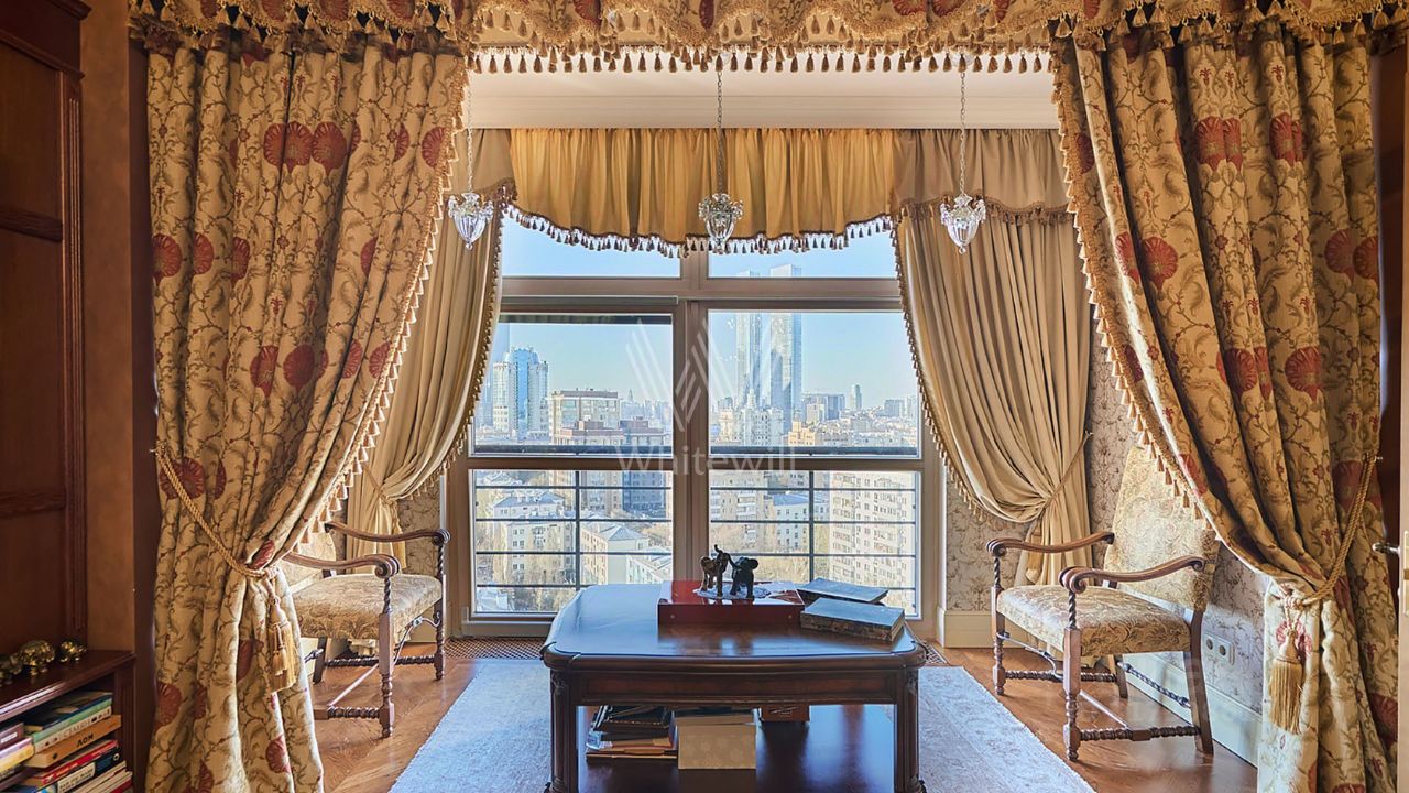 Продажа 4-комн квартиры на вторичном рынке Резервный проезд, 4