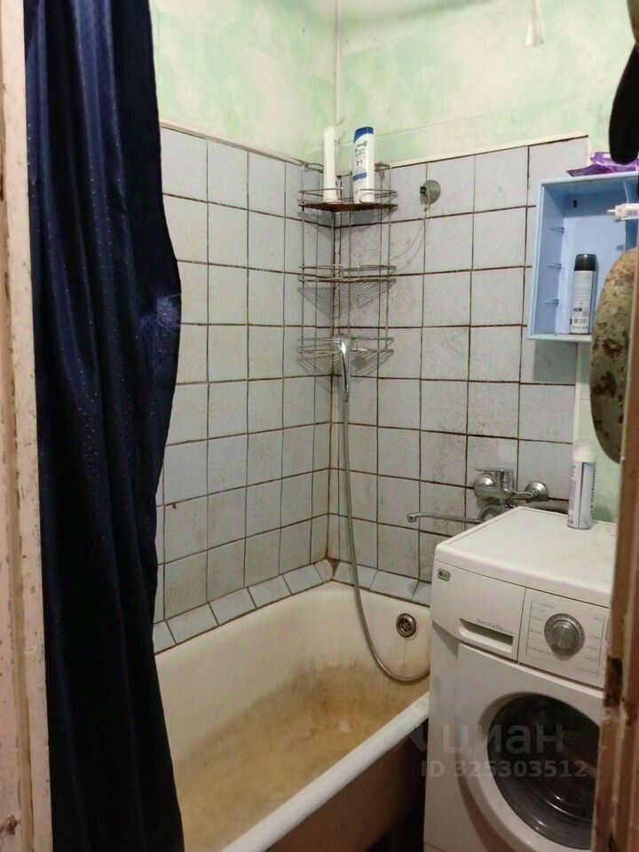 Продажа 1-комн квартиры на вторичном рынке пос. Первомайское, улица Ленина, 61