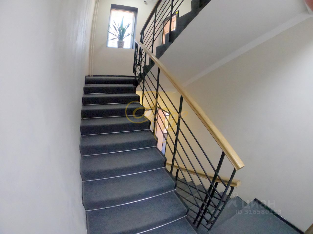 Продажа 1-комн квартиры на вторичном рынке Клин, улица Дзержинского, 22А
