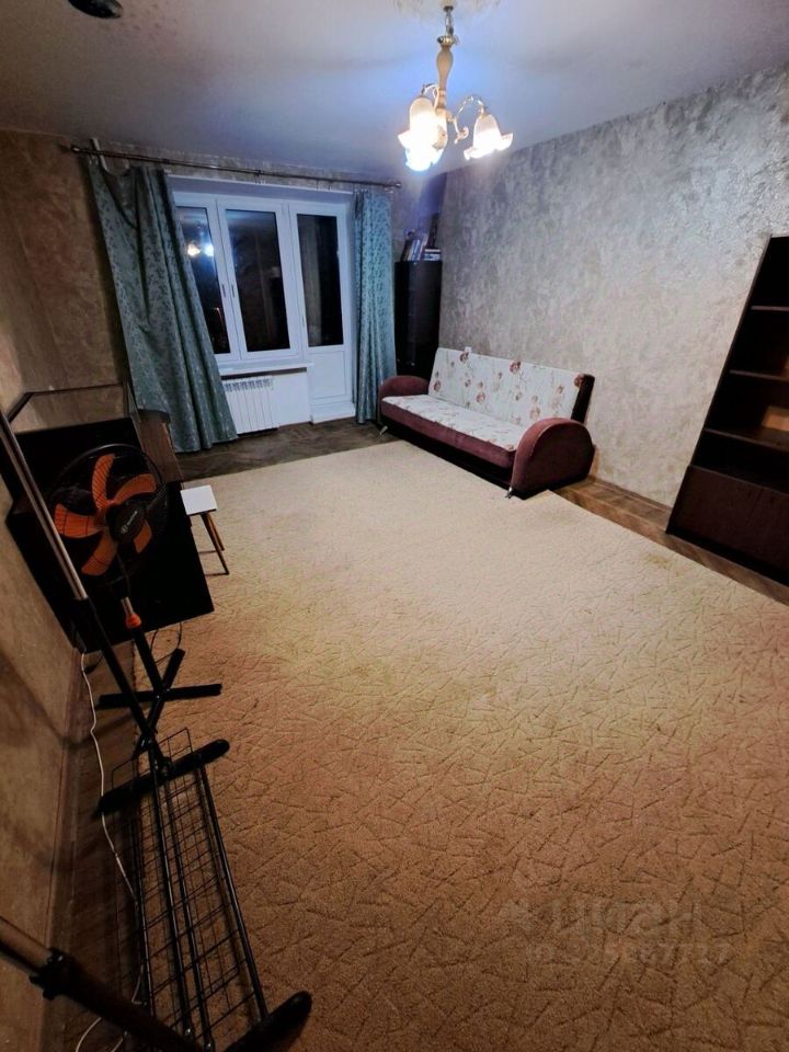 Аренда 1-комн квартиры на вторичном рынке проспект Тореза, 38к6