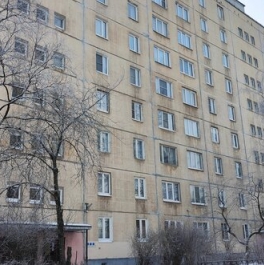 Продажа 3-комн квартиры на вторичном рынке Будапештская ул,  д. 104,  к. 1