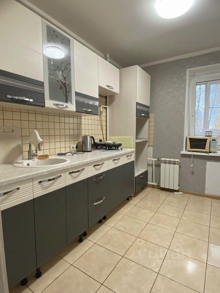 Продажа 2-комн квартиры на вторичном рынке Ступино, улица Службина, 20