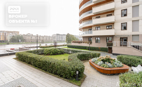 Продажа 3-комн квартиры на вторичном рынке ул Вязовая,  д. 8