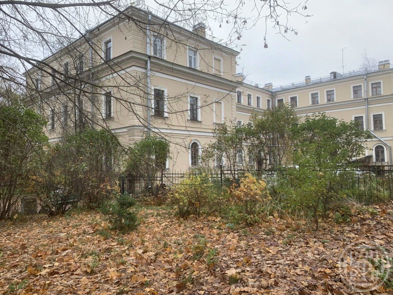 Продажа 4-комн квартиры на вторичном рынке Пушкин, Софийский бульвар, 22/6