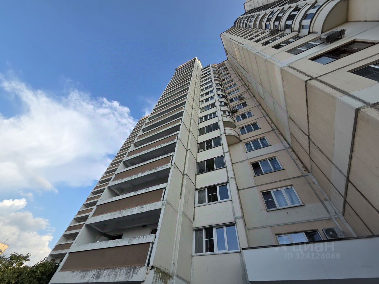 Продажа 1-комн квартиры на вторичном рынке Алтайская улица, 21