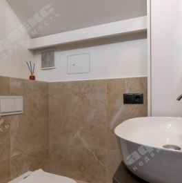 Продажа 1-комн квартиры на вторичном рынке ул Моховая,  д. 39,  к. Б