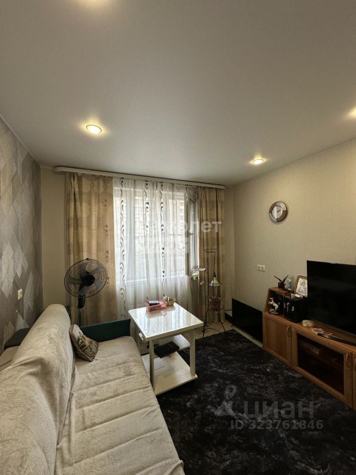 Продажа 2-комн квартиры на вторичном рынке Дзержинский, Томилинская улица, 33