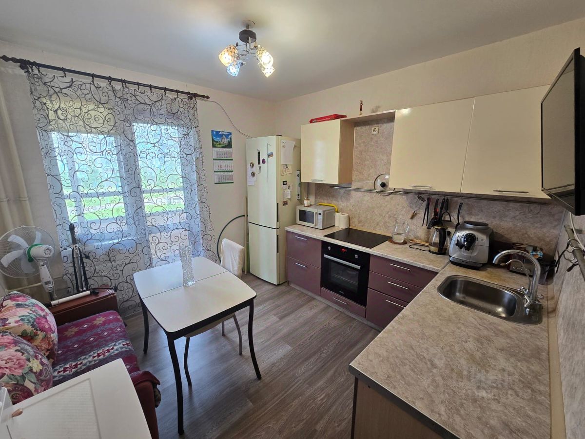 Продажа 1-комн квартиры на вторичном рынке улица Корнея Чуковского, 3к3