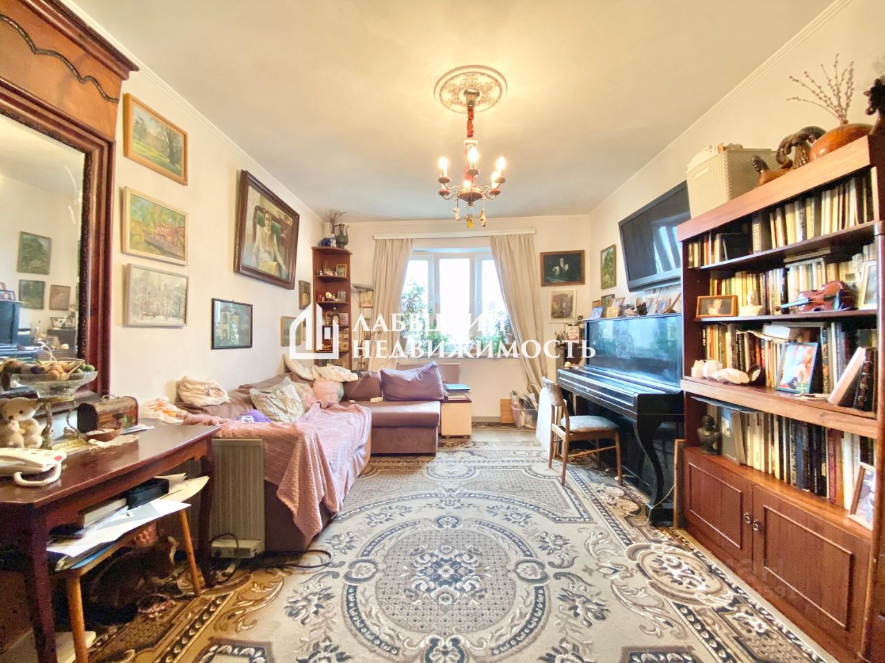 Продажа 3-комн квартиры на вторичном рынке Пулковское шоссе, 13К4