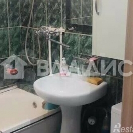 Продажа 1-комн квартиры на вторичном рынке Лобня г, Ленина ул,  д. 5