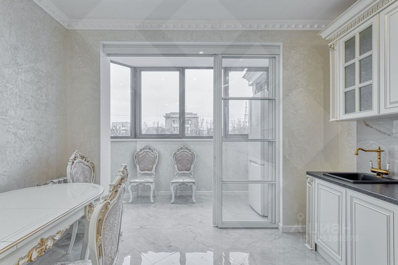 Аренда 3-комн квартиры на вторичном рынке улица Серпуховский Вал, 21к1