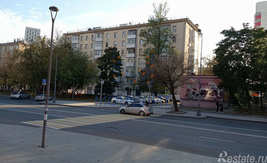 Продажа 4-комн квартиры на вторичном рынке Огородный проезд,  д. 17