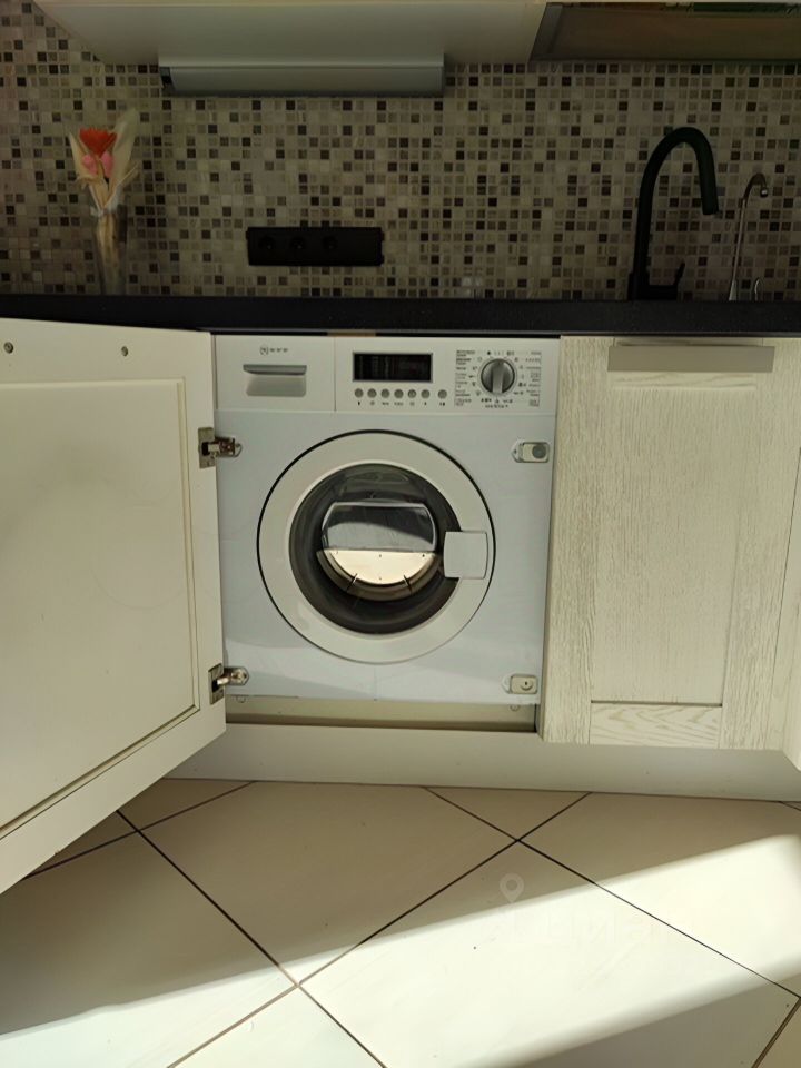 Продажа 2-комн квартиры на вторичном рынке Волочаевская улица, 2
