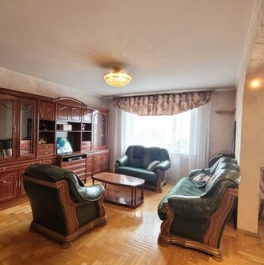 Продажа 4-комн квартиры на вторичном рынке ул Привольная,  д. 65/32