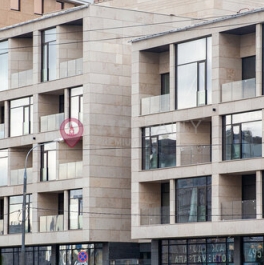 Продажа 4-комн квартиры на вторичном рынке Садовническая набережная,  д. 7