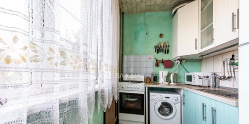 2-комн квартира улица Белы Куна,  д. 27