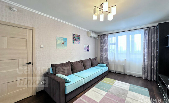 Продажа 2-комн квартиры на вторичном рынке ул Нарвская,  д. 1А,  к. 3