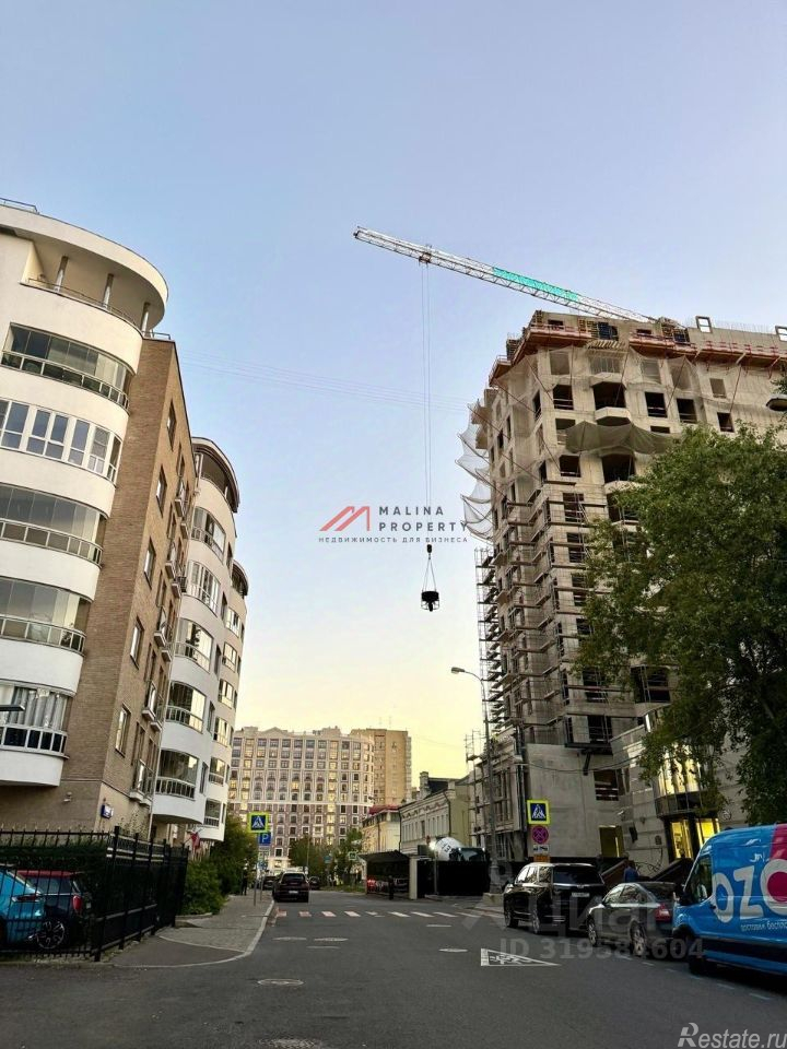 Продажа торгового помещения Тружеников 1-й пер,  д. 15