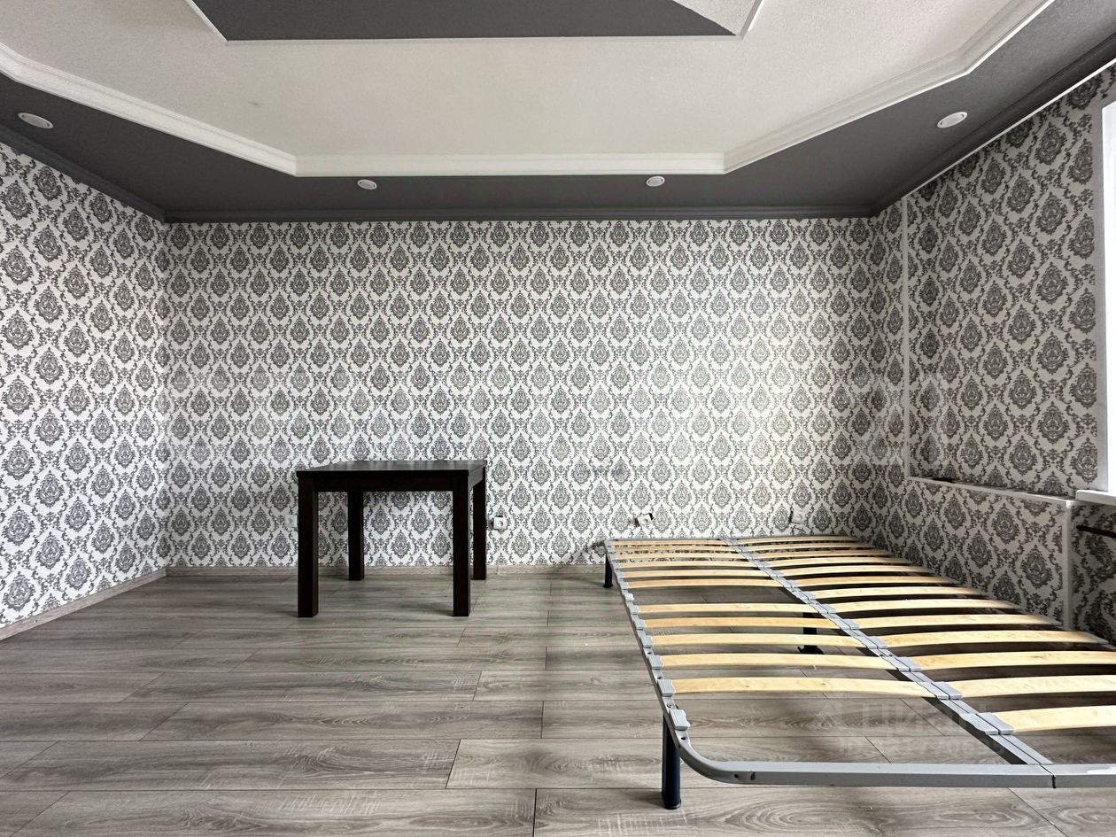 Продажа 1-комн квартиры на вторичном рынке пос. Шушары, улица Валдайская, 2к2