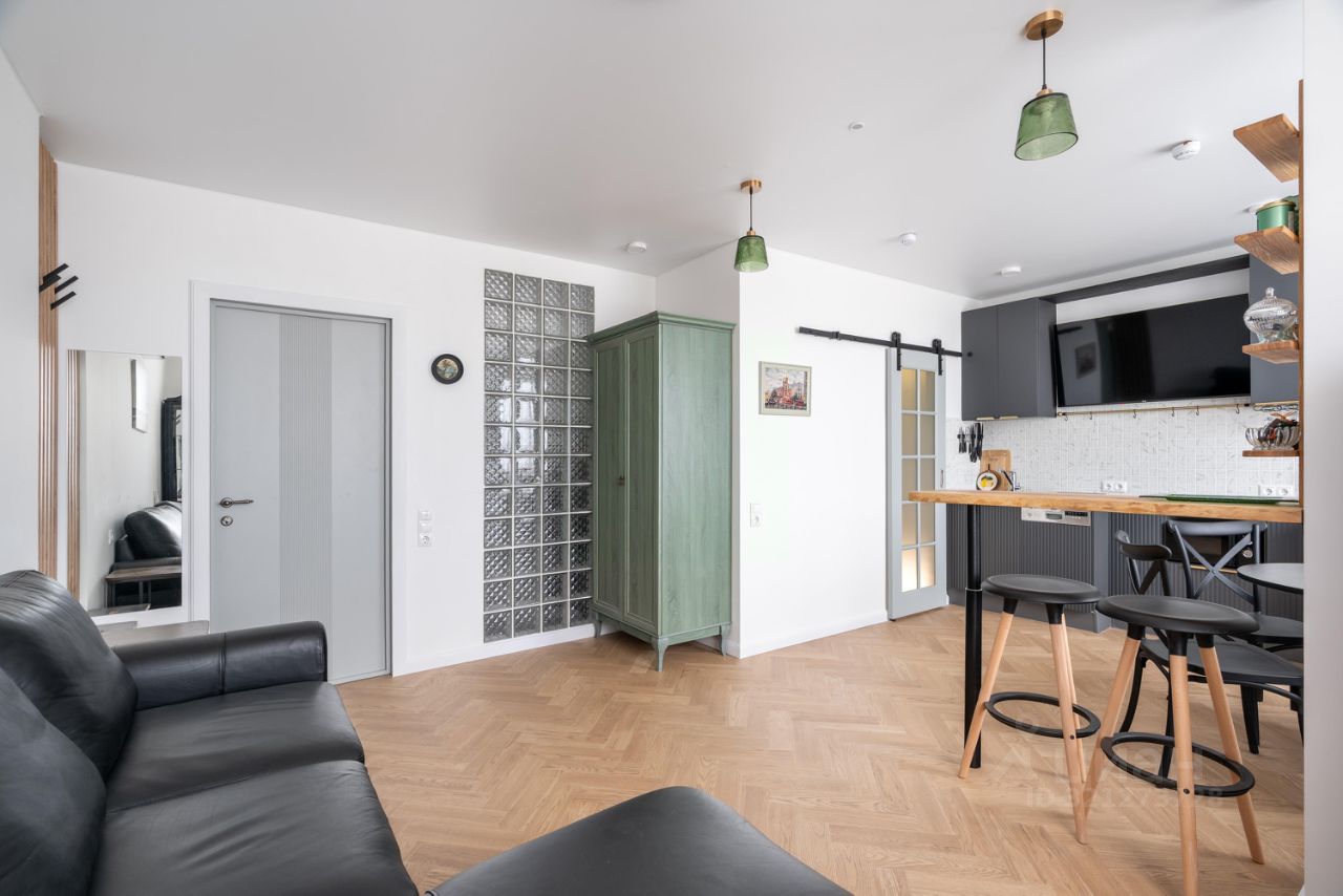 Продажа 3-комн квартиры на вторичном рынке Хорошевское шоссе, 12к1