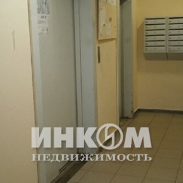 Продажа 2-комн квартиры на вторичном рынке Заревый проезд,  д. 14/12