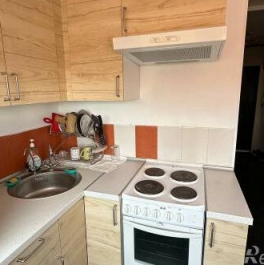 Продажа 1-комн квартиры на вторичном рынке Петергофское ш,  д. 21 к3