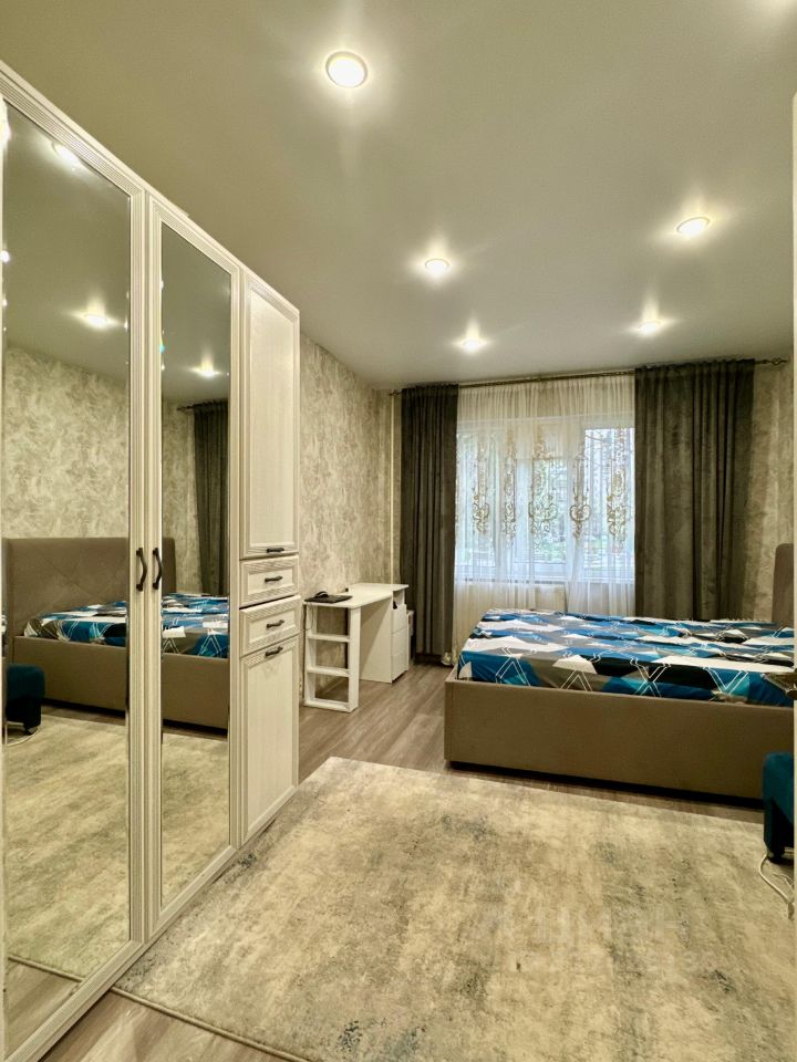 Продажа 2-комн квартиры на вторичном рынке проспект Маршала Жукова, 37К3