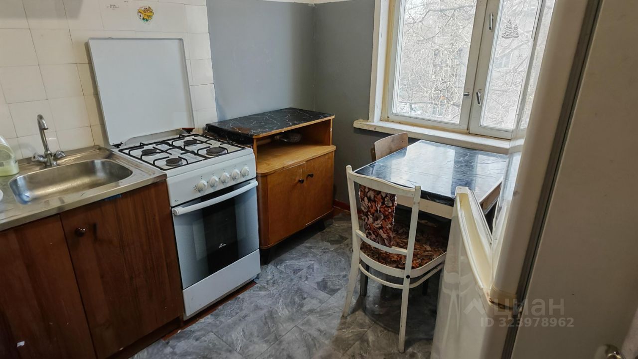 Продажа 2-комн квартиры на вторичном рынке улица Замшина, 39К2