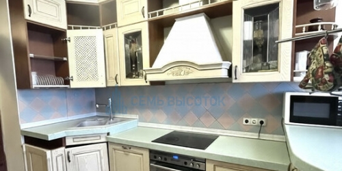 3-комн квартира Весёлая улица,  д. 35