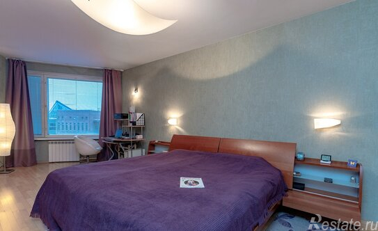 Продажа 3-комн квартиры на вторичном рынке улица Одоевского,  д. 28