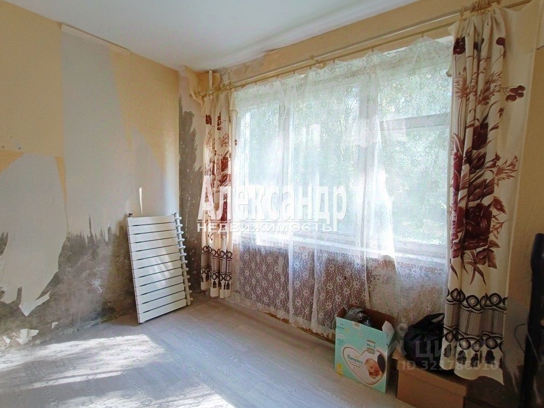 Продажа 4-комн квартиры на вторичном рынке Выборг, улица Сухова, 8