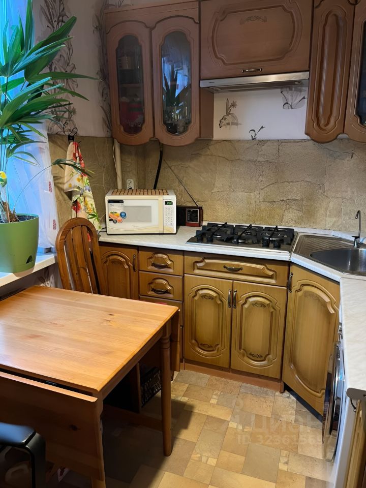 Продажа 1-комн квартиры на вторичном рынке бульвар Красных Зорь, 20