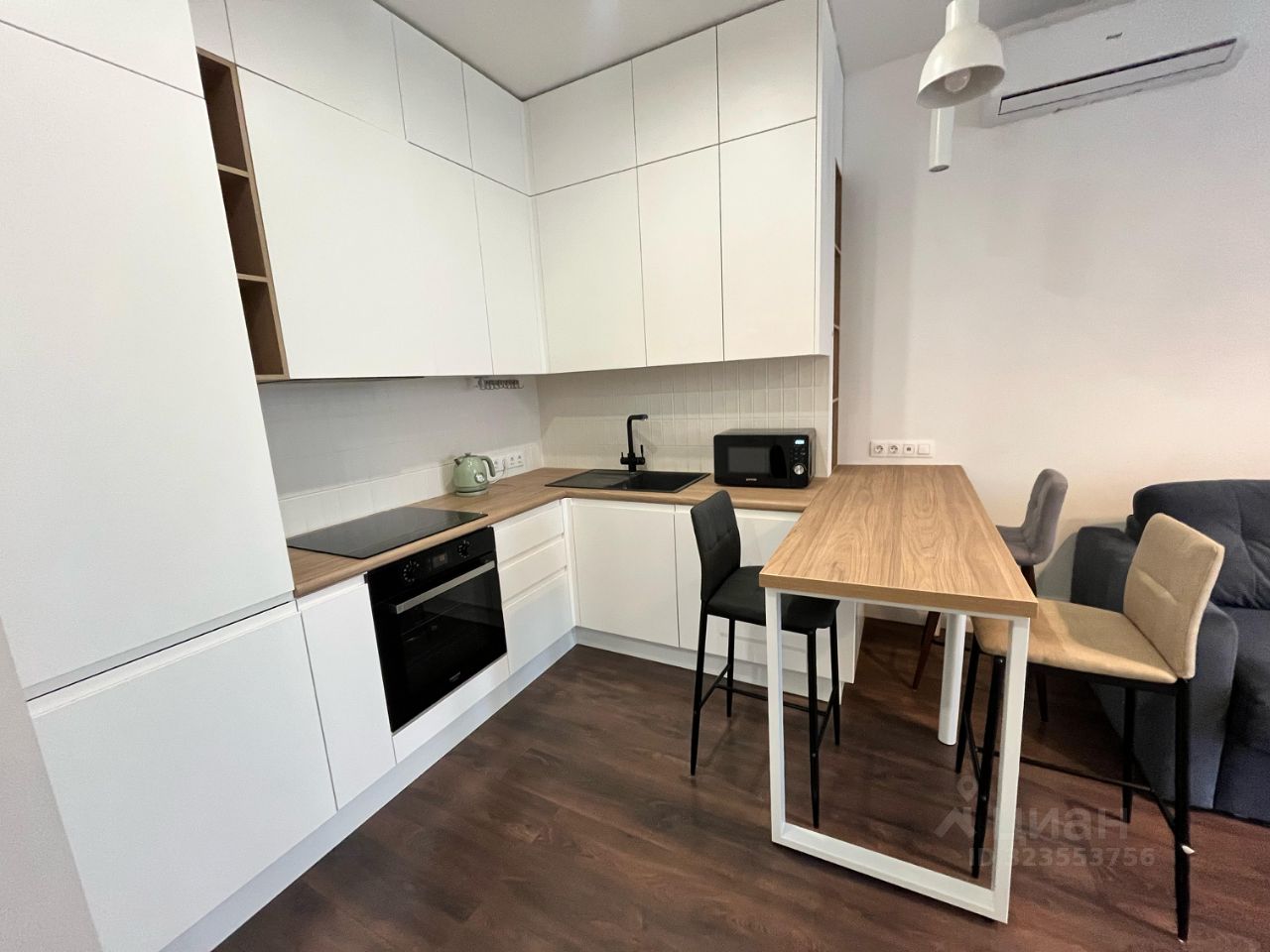 Продажа 1-комн квартиры на вторичном рынке улица Красных Зорь, 33А