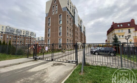 Продажа 1-комн квартиры на вторичном рынке Петергофское ш,  д. 76,  к. 13