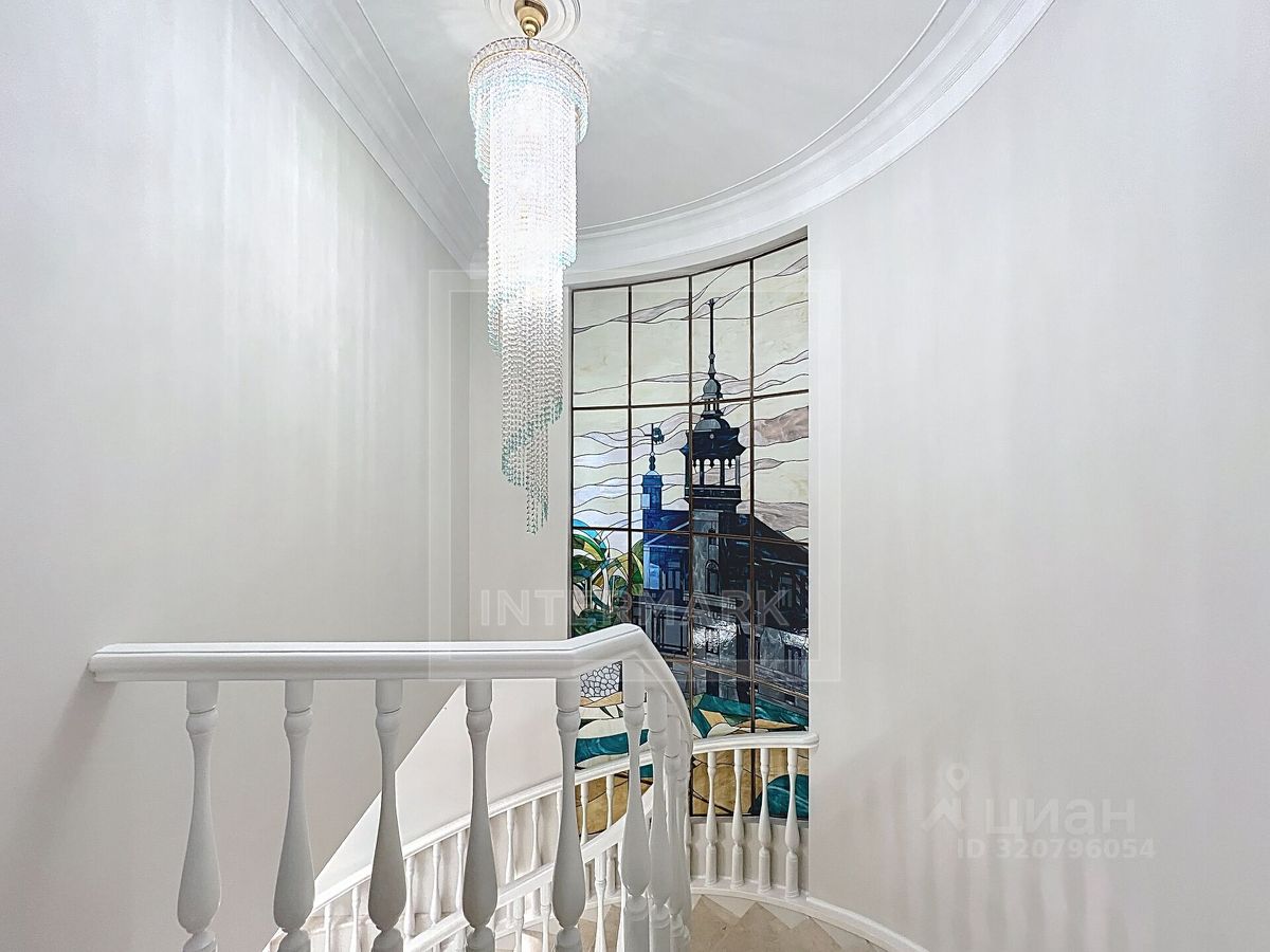 Аренда 4-комн квартиры на вторичном рынке Мартыновский переулок, 2