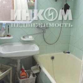 Продажа 3-комн квартиры на вторичном рынке улица Лавочкина,  д. 56/23