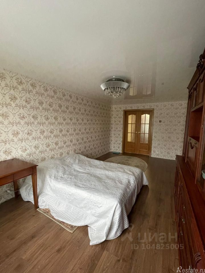 Продажа 3-комн квартиры на вторичном рынке Сходня, Первомайская улица,  д. 21