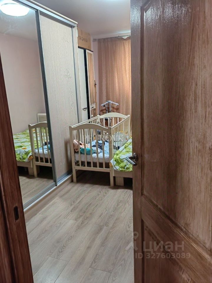 Продажа 3-комн квартиры на вторичном рынке проспект Куприна, 32к2