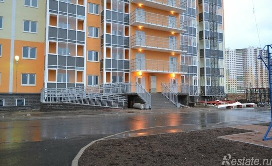 Продажа 2-комн квартиры на вторичном рынке Шушары п, Новгородский пр-кт,  д. 7 к2